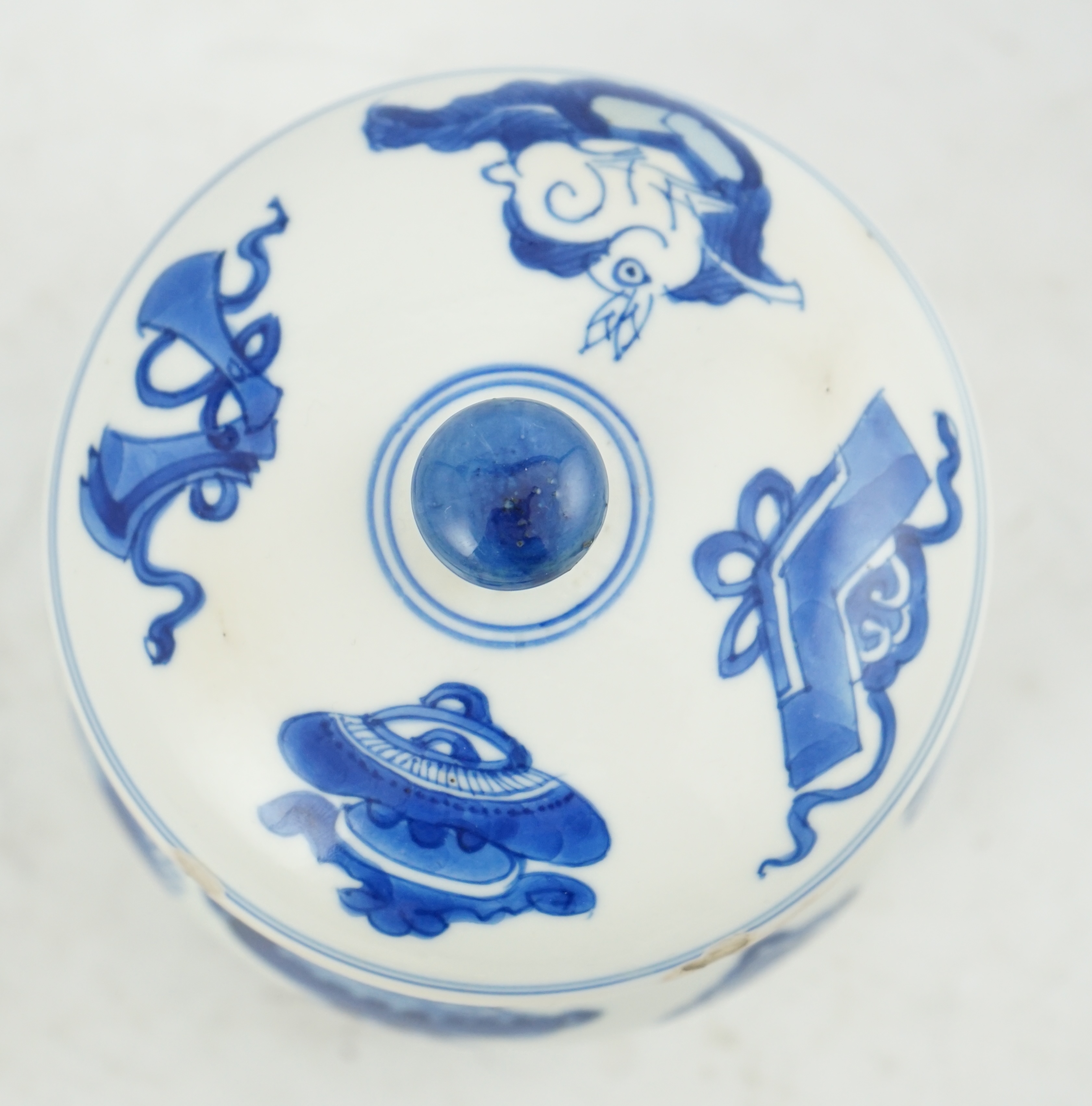 A Chinese blue and white ‘precious objects’ censer and cover, Kangxi period (1662-1722)